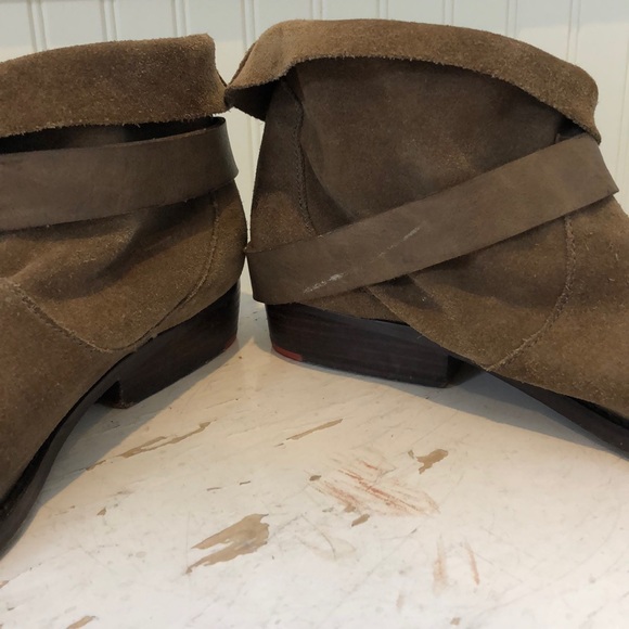 Joe’s Booties - Picture 9 of 9